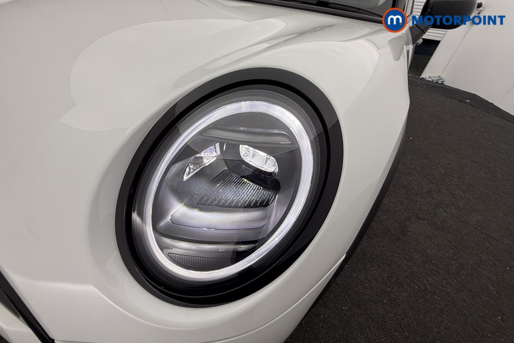 Mini Cooper C Classic Automatic Petrol Hatchback - Stock Number (1611380) - 23rd supplementary image