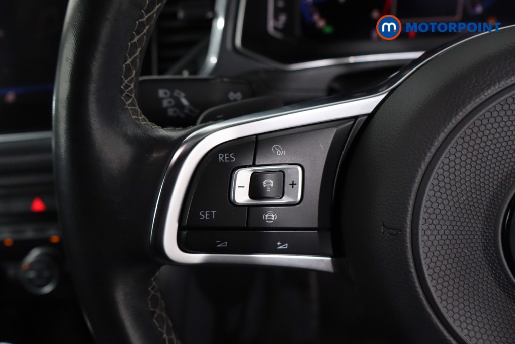 Volkswagen T-Roc R-Line Automatic Petrol SUV - Stock Number (1611523) - 7th supplementary image