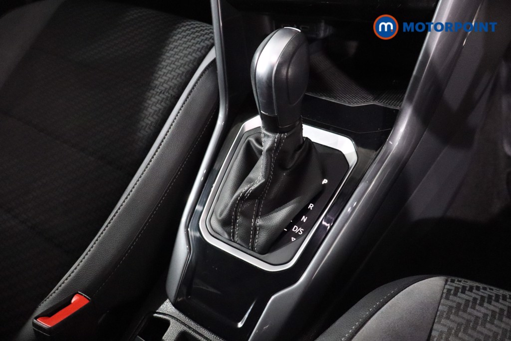 Volkswagen T-Roc R-Line Automatic Petrol SUV - Stock Number (1611523) - 18th supplementary image