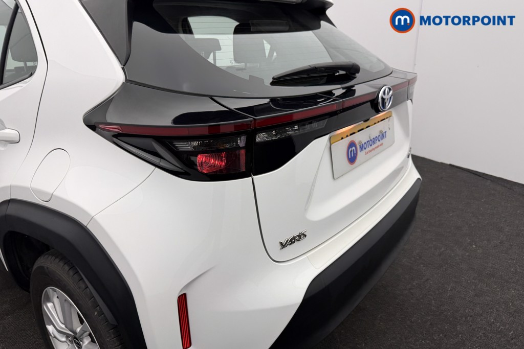 Toyota Yaris Cross Icon Automatic Petrol-Electric Hybrid Estate - Stock Number (1611574) - 25th supplementary image