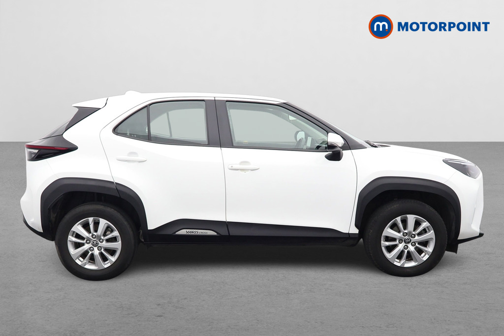 Toyota Yaris Cross Icon Automatic Petrol-Electric Hybrid Estate - Stock Number (1611574) - Drivers side