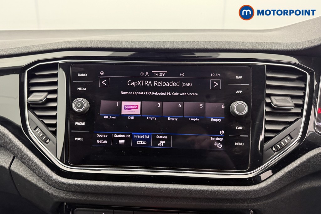 Volkswagen T-Roc Black Edition Automatic Petrol SUV - Stock Number (1611613) - 6th supplementary image