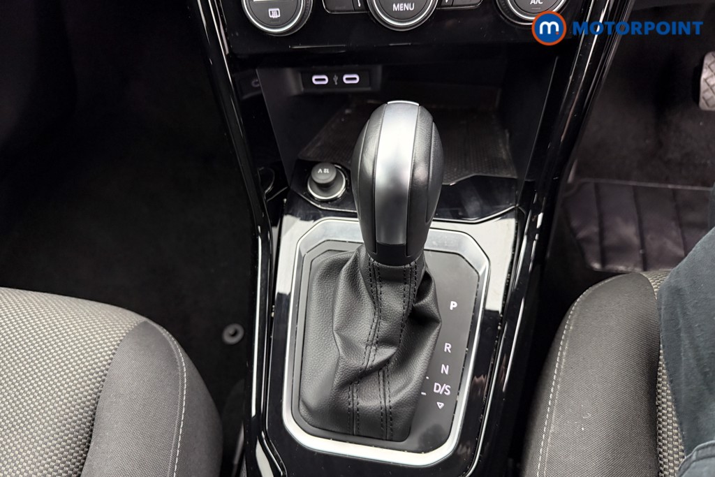 Volkswagen T-Roc Black Edition Automatic Petrol SUV - Stock Number (1611613) - 13th supplementary image