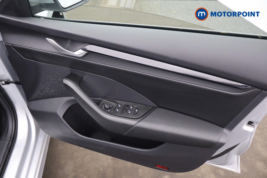 Skoda Octavia Se Technology Automatic Petrol Hatchback - Stock Number (1611665) - 10th supplementary image