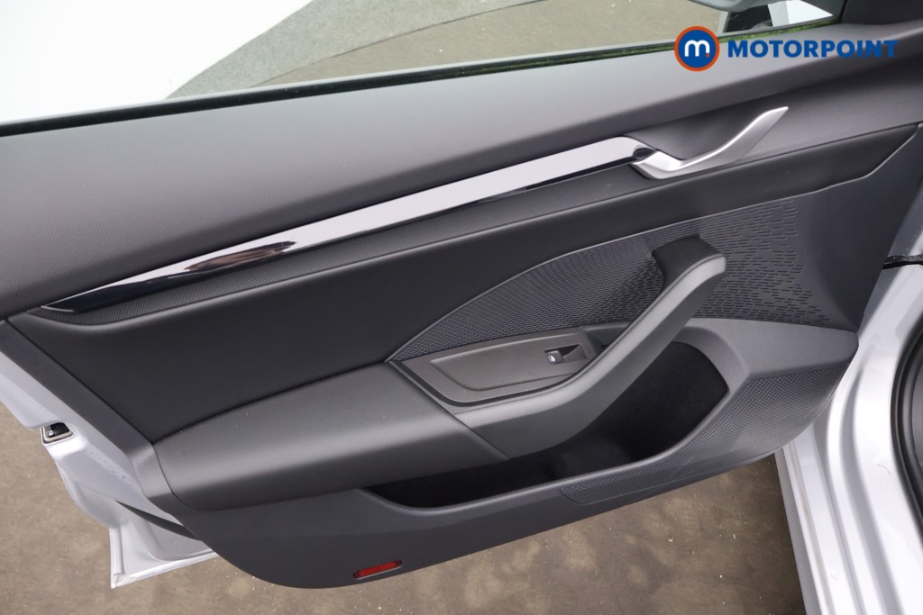 Skoda Octavia Se Technology Automatic Petrol Hatchback - Stock Number (1611665) - 19th supplementary image