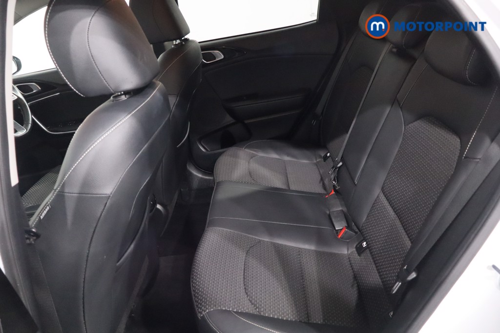 KIA Xceed 3 Manual Petrol Hatchback - Stock Number (1611698) - 5th supplementary image