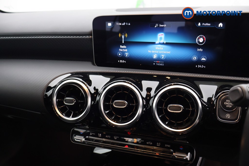 Mercedes-Benz A Class Sport Automatic Diesel Hatchback - Stock Number (1611789) - 5th supplementary image