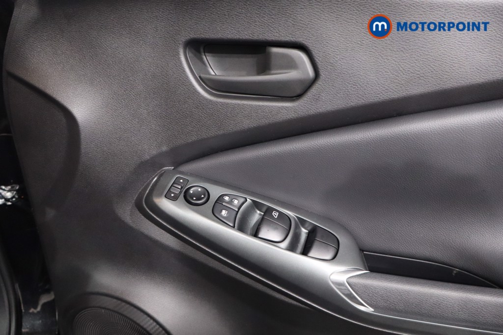 Nissan Juke Acenta Premium Automatic Petrol SUV - Stock Number (1611961) - 22nd supplementary image