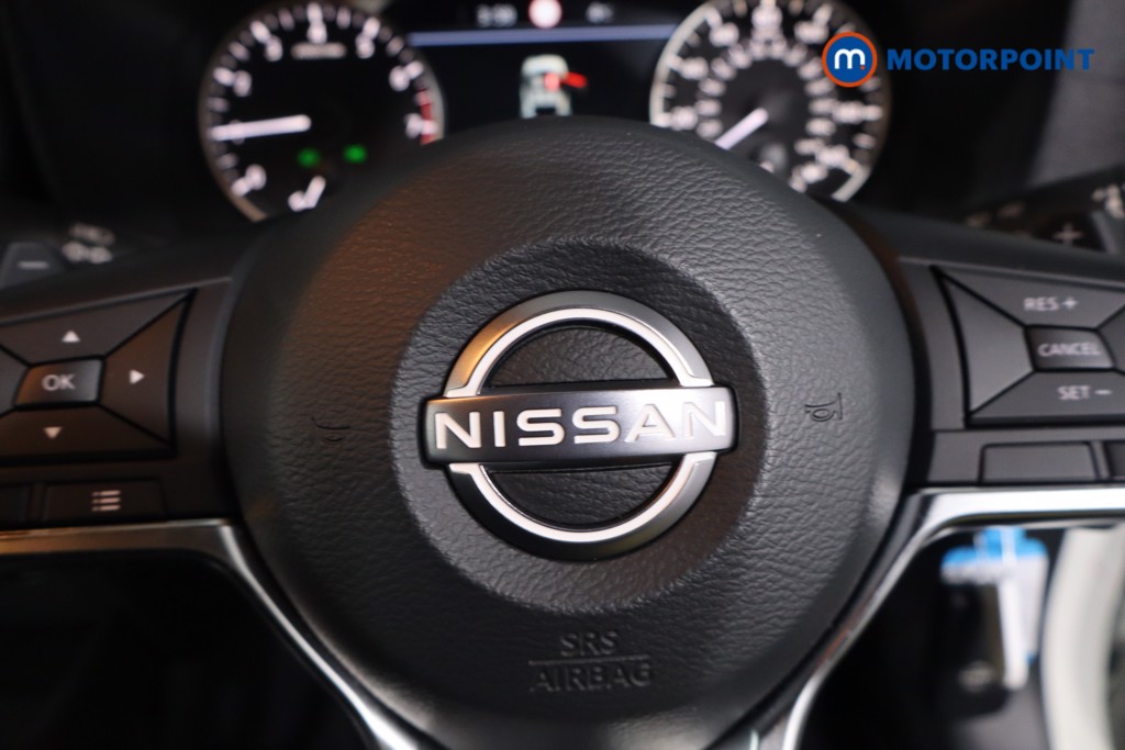 Nissan Juke Acenta Premium Automatic Petrol SUV - Stock Number (1611962) - 13th supplementary image