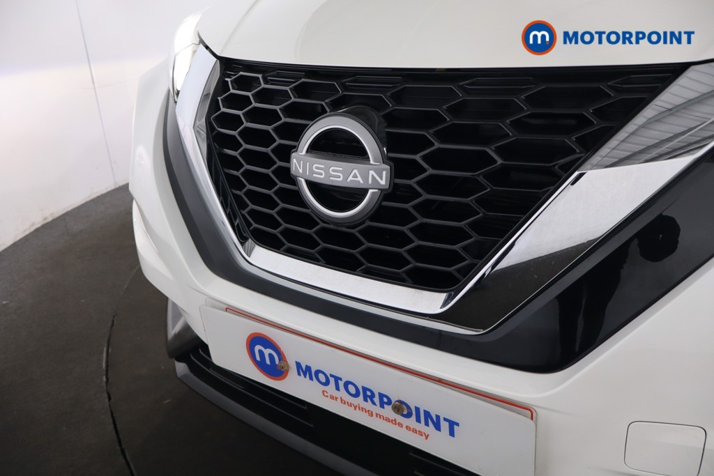 Nissan Juke Acenta Premium Automatic Petrol SUV - Stock Number (1611962) - 27th supplementary image