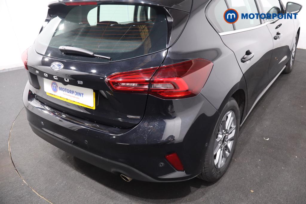 Ford Focus Titanium Automatic Petrol Hatchback - Stock Number (1611969) - 6th supplementary image