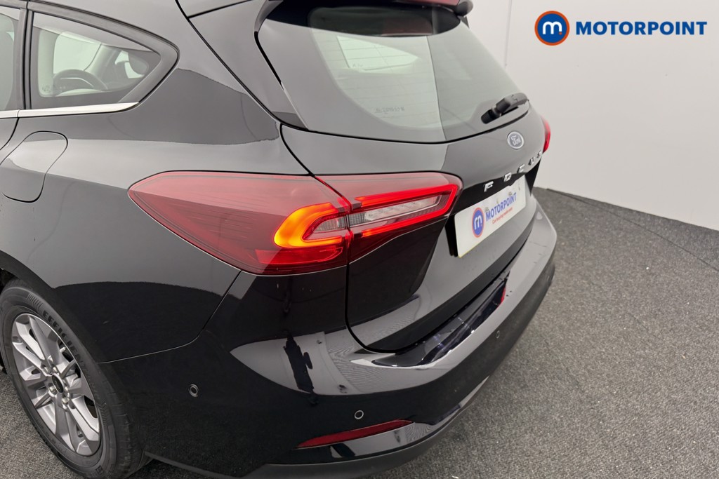 Ford Focus Titanium Automatic Petrol Estate - Stock Number (1611970) - 27th supplementary image