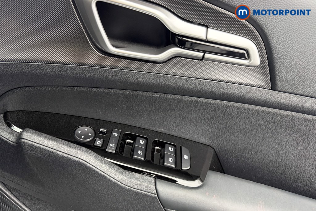 KIA Sportage 3 Automatic Petrol-Electric Hybrid SUV - Stock Number (1612030) - 11th supplementary image
