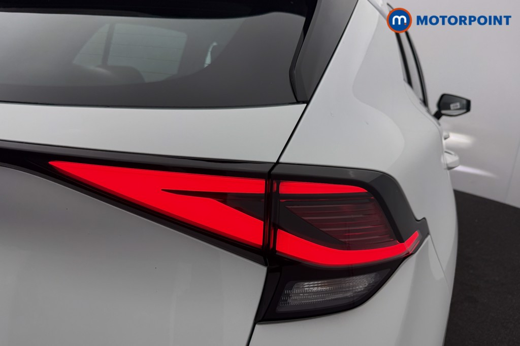 KIA Sportage 3 Automatic Petrol-Electric Hybrid SUV - Stock Number (1612030) - 24th supplementary image