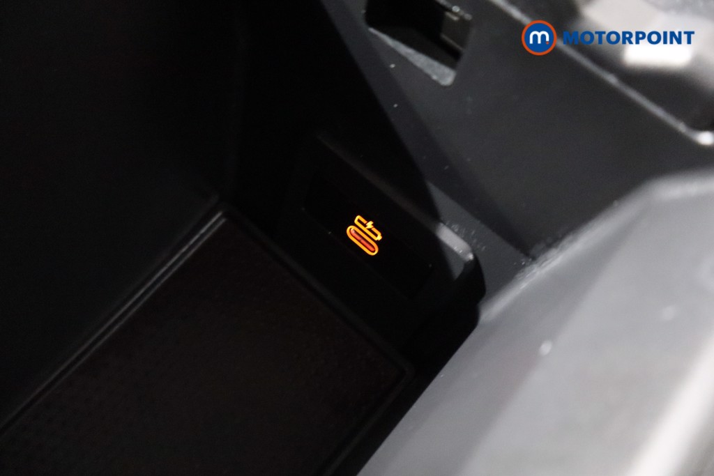 BMW 1 Series M Sport Automatic Diesel Hatchback - Stock Number (1612172) - 20th supplementary image