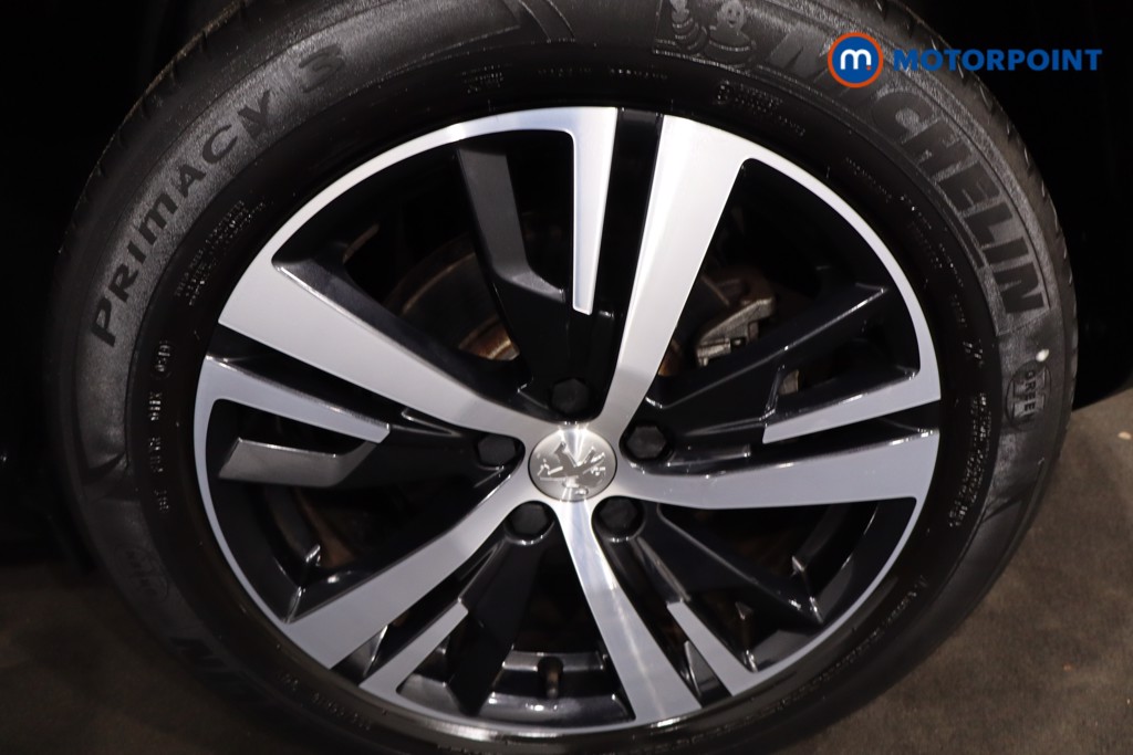 Peugeot 3008 Allure Manual Diesel SUV - Stock Number (1612198) - 12th supplementary image
