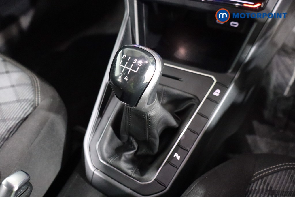 Volkswagen Polo R-Line Manual Petrol Hatchback - Stock Number (1593766) - 12th supplementary image