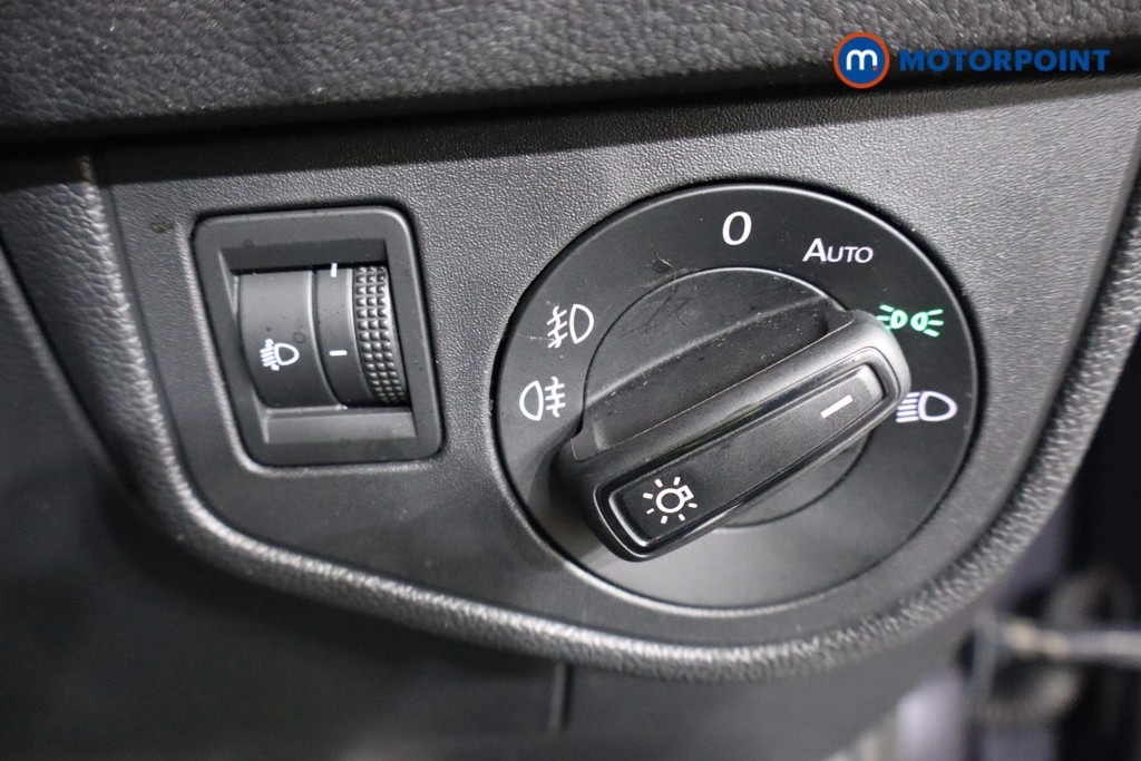 Volkswagen Polo R-Line Manual Petrol Hatchback - Stock Number (1593766) - 17th supplementary image