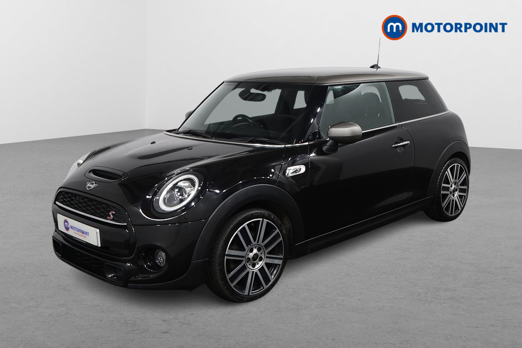 Mini Hatchback Cooper S Exclusive Automatic Petrol Hatchback - Stock Number (1597598) - Passenger side front corner