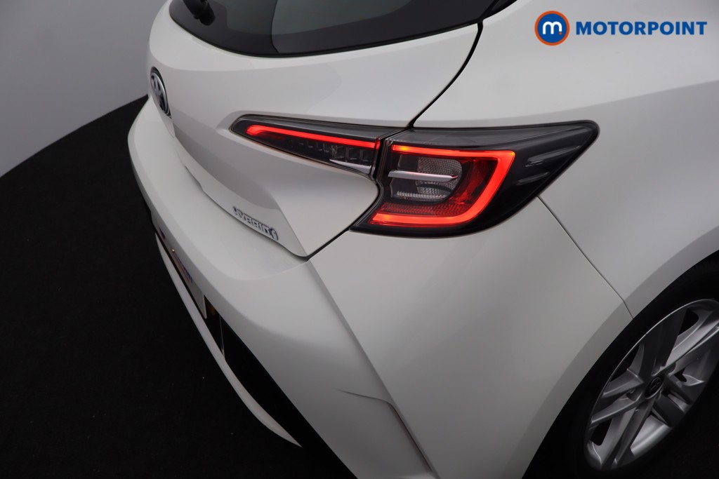 Toyota Corolla Icon Automatic Petrol-Electric Hybrid Hatchback - Stock Number (1597697) - 31st supplementary image
