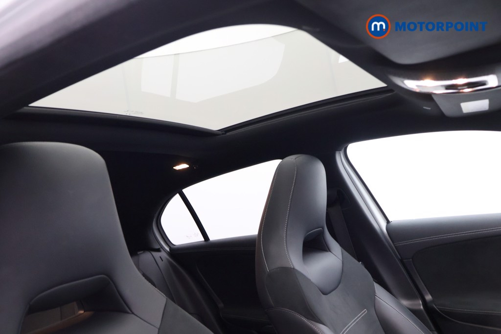 Mercedes-Benz A Class Exclusive Edition Automatic Diesel Hatchback - Stock Number (1601061) - 15th supplementary image