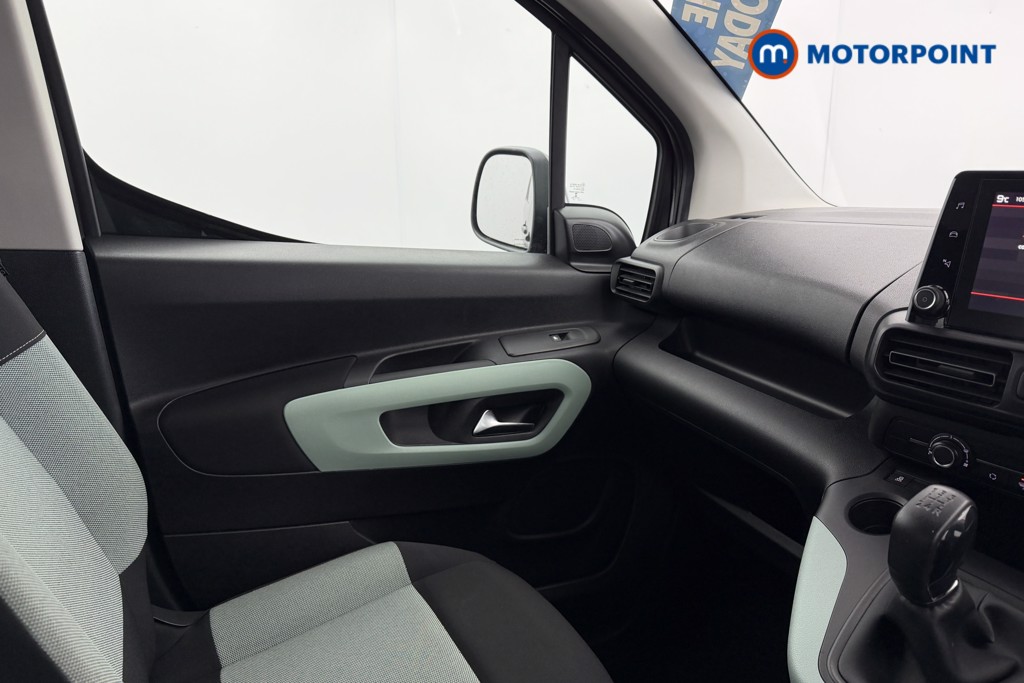 Citroen Berlingo Feel Manual Diesel People Carrier - Stock Number (1601557) - 18th supplementary image