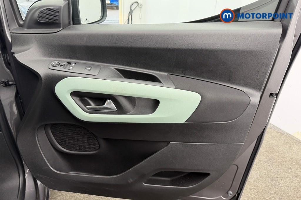 Citroen Berlingo Feel Manual Diesel People Carrier - Stock Number (1601557) - 20th supplementary image
