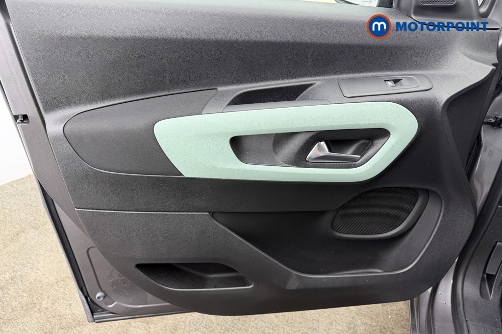 Citroen Berlingo Feel Manual Diesel People Carrier - Stock Number (1601557) - 31st supplementary image