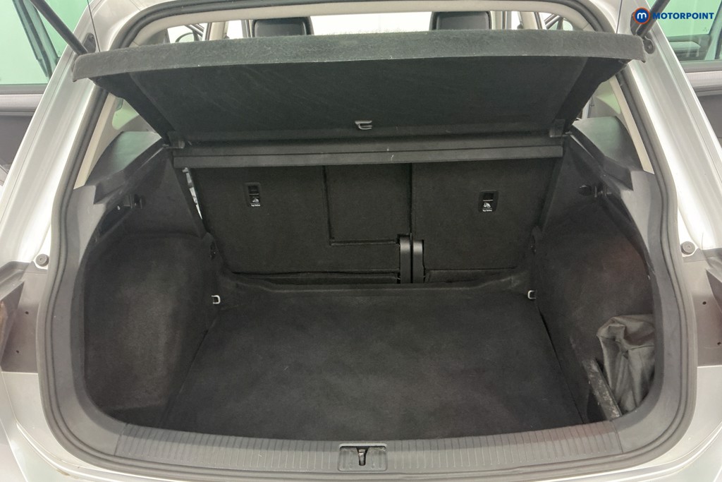 Volkswagen Tiguan Life Manual Petrol SUV - Stock Number (1601825) - 3rd supplementary image