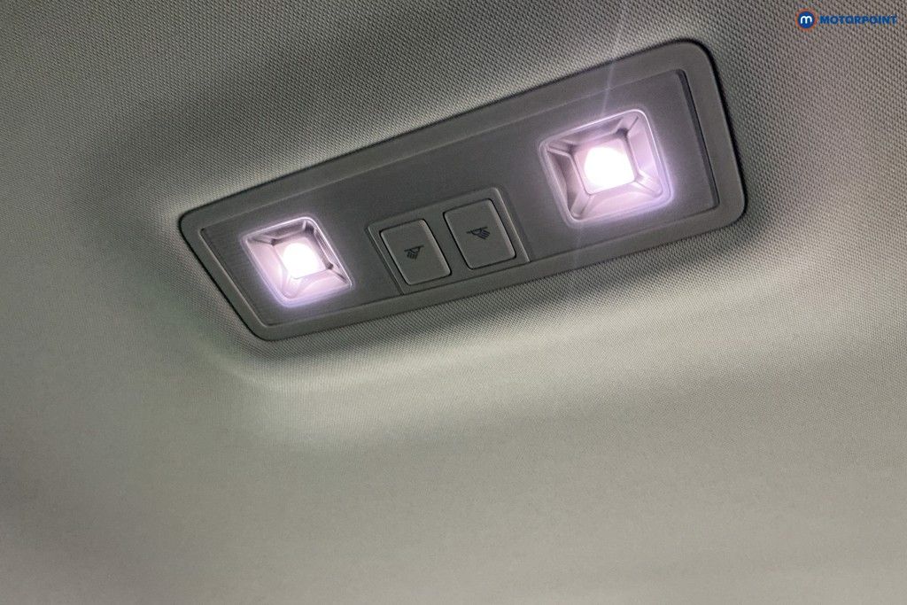 Volkswagen Tiguan Life Manual Petrol SUV - Stock Number (1601825) - 17th supplementary image