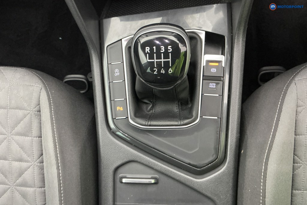 Volkswagen Tiguan Life Manual Petrol SUV - Stock Number (1601825) - 21st supplementary image