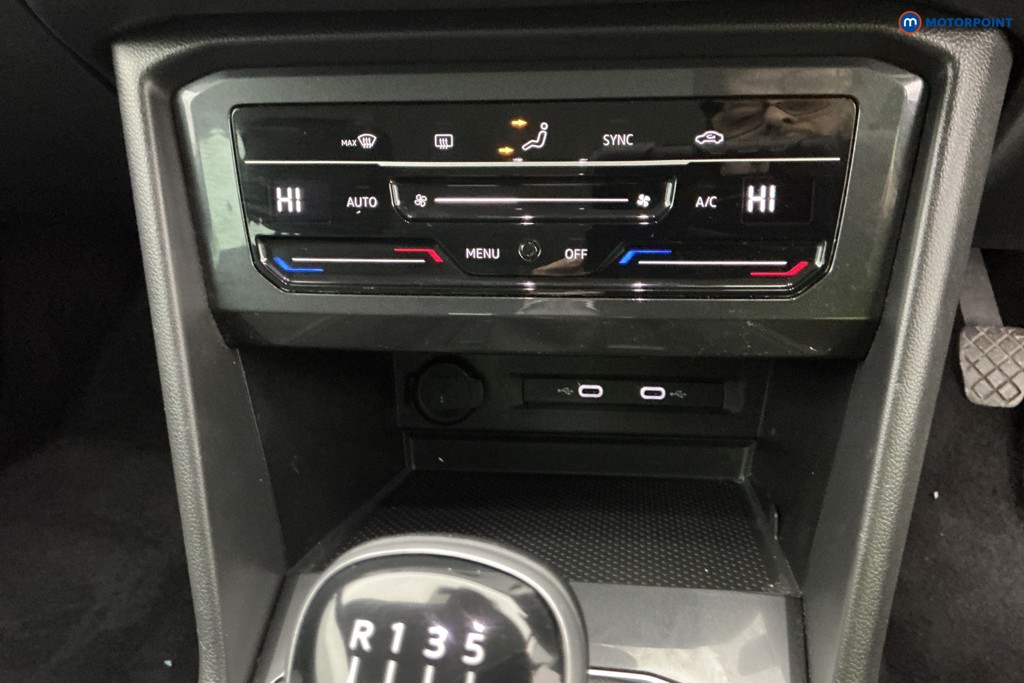 Volkswagen Tiguan Life Manual Petrol SUV - Stock Number (1601825) - 22nd supplementary image