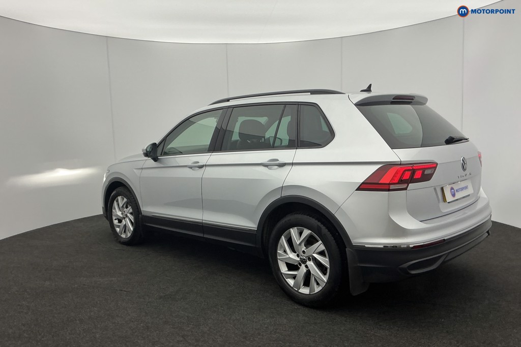 Volkswagen Tiguan Life Manual Petrol SUV - Stock Number (1601825) - 40th supplementary image