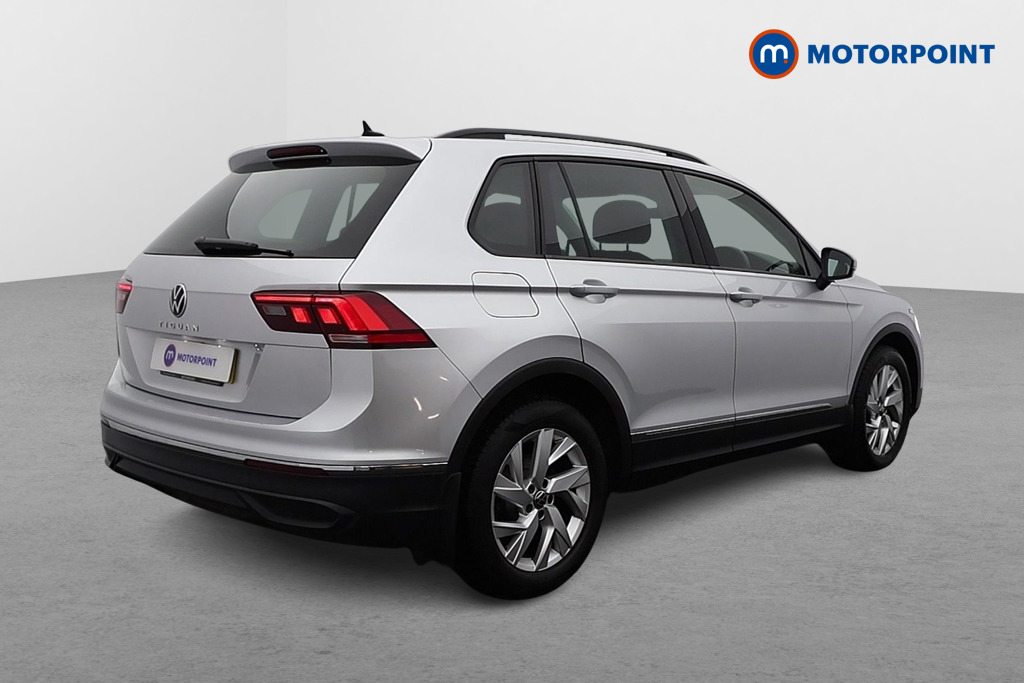 Volkswagen Tiguan Life Manual Petrol SUV - Stock Number (1601825) - Drivers side rear corner