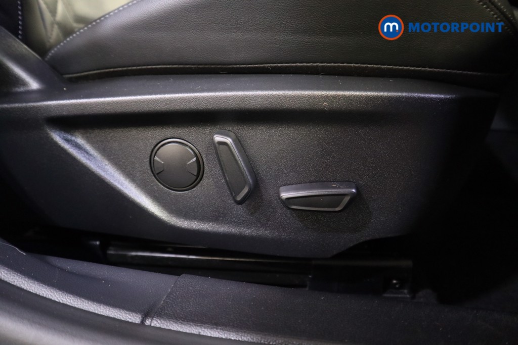 Ford Focus Active Vignale Automatic Petrol Estate - Stock Number (1602240) - 25th supplementary image