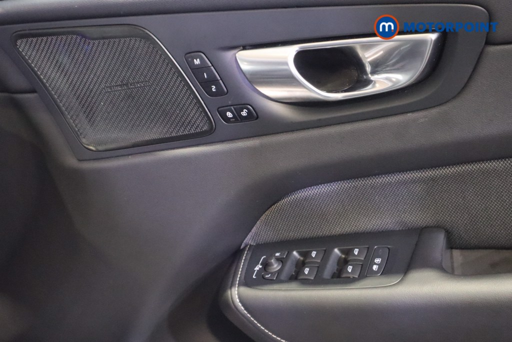 Volvo Xc60 Plus Automatic Petrol SUV - Stock Number (1602954) - 15th supplementary image