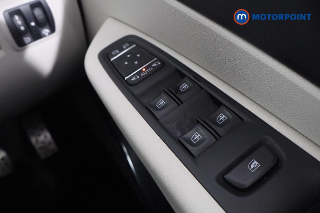 Renault Captur Gt Line Manual Diesel SUV - Stock Number (1603812) - 16th supplementary image