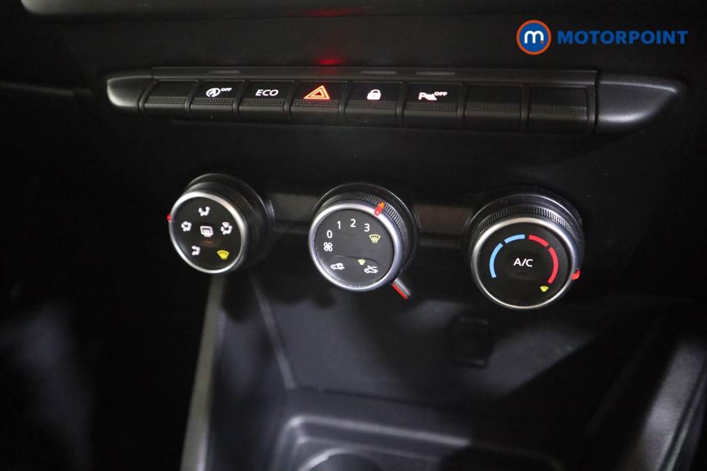 Dacia Duster Comfort Manual Petrol SUV - Stock Number (1604137) - 7th supplementary image