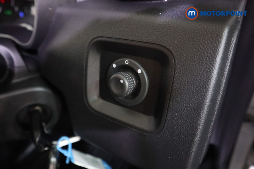 Dacia Duster Comfort Manual Petrol SUV - Stock Number (1604137) - 9th supplementary image