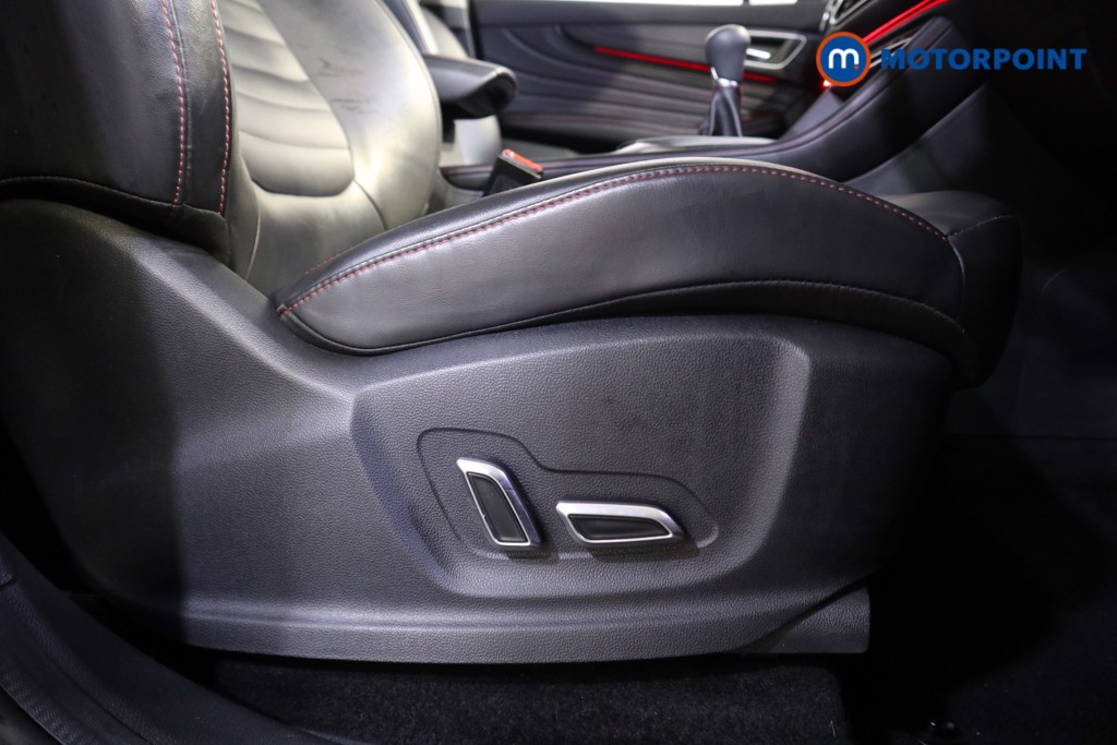 Mg Motor Uk HS Exclusive Manual Petrol SUV - Stock Number (1604191) - 14th supplementary image