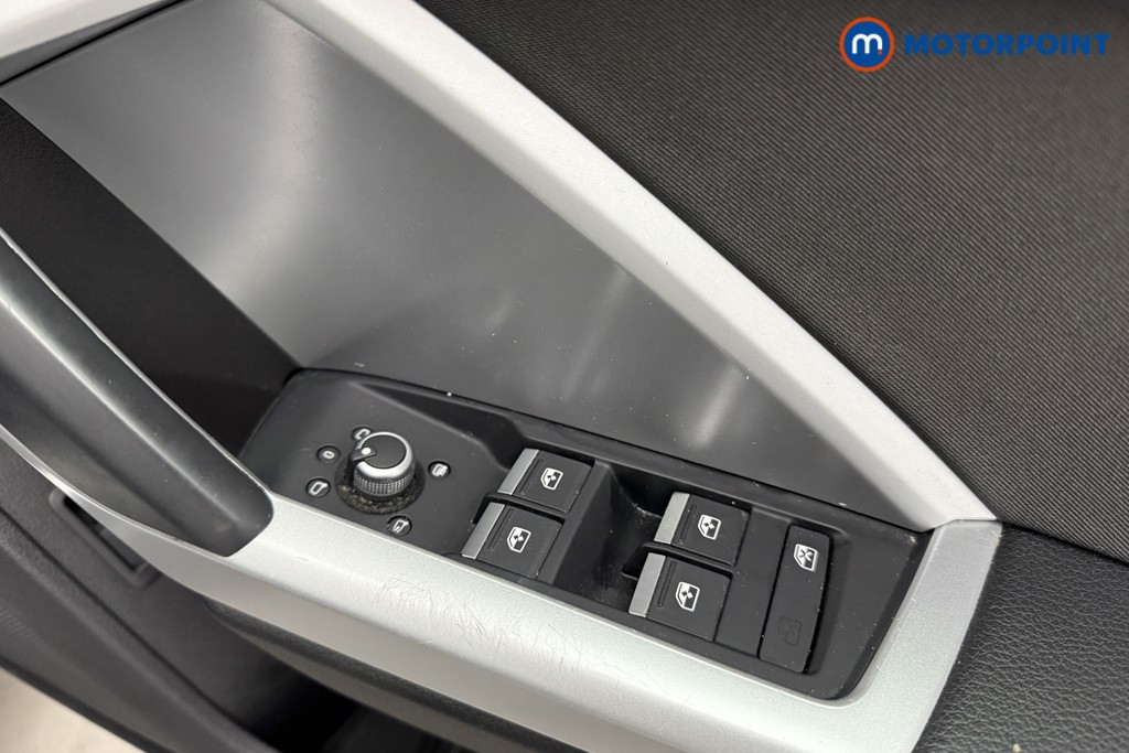 Audi Q3 Sport Manual Petrol SUV - Stock Number (1604462) - 18th supplementary image