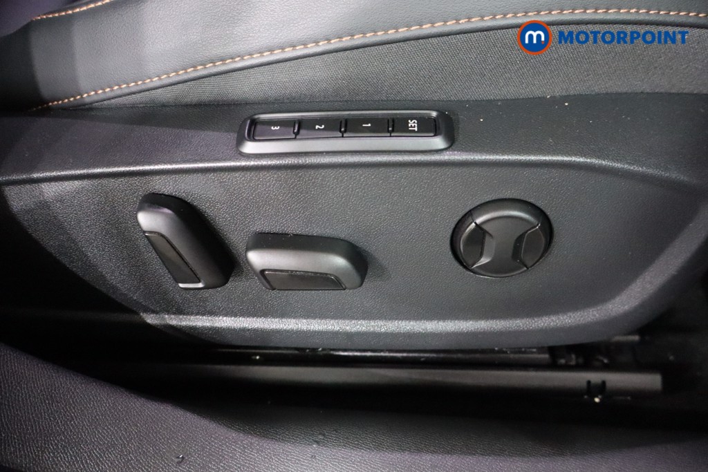 Cupra Formentor V2 Manual Petrol SUV - Stock Number (1604576) - 21st supplementary image