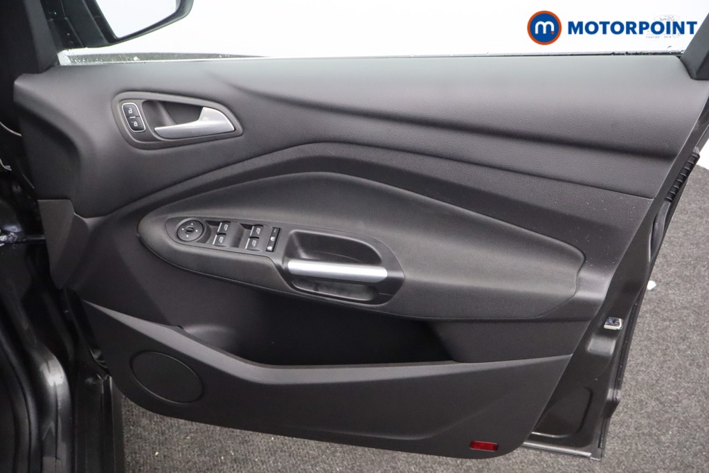 Ford C-Max Titanium Manual Diesel People Carrier - Stock Number (1604675) - 18th supplementary image