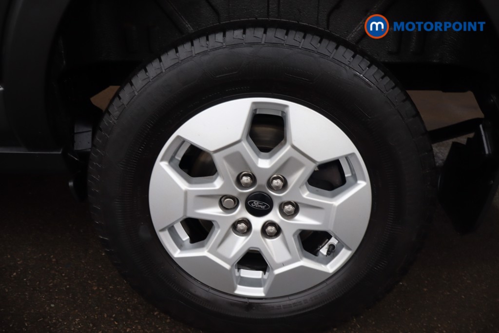 Ford Transit Limited Automatic Diesel Medium Roof Van - Stock Number (1605126) - 11th supplementary image