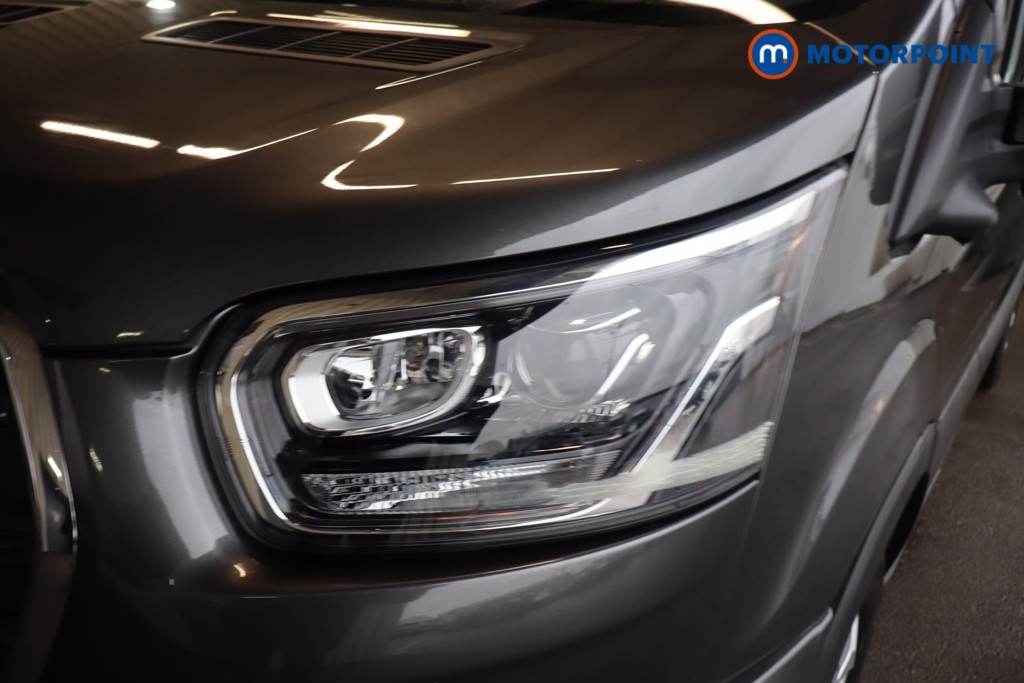 Ford Transit Limited Automatic Diesel Medium Roof Van - Stock Number (1605126) - 25th supplementary image