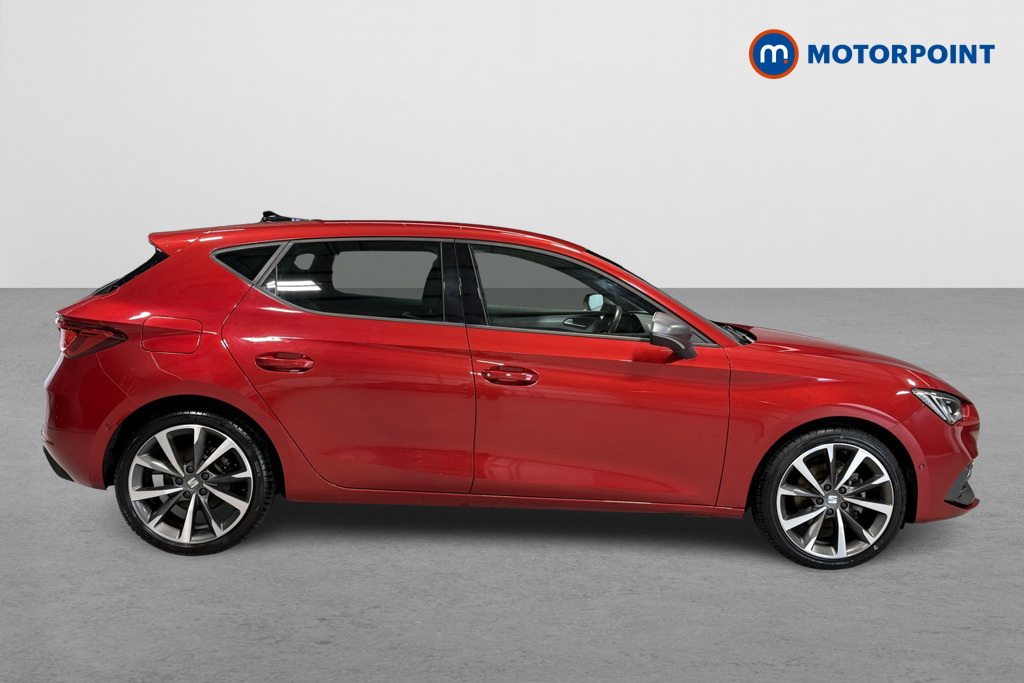 Seat Leon Fr Sport Automatic Petrol Hatchback - Stock Number (1605523) - Drivers side