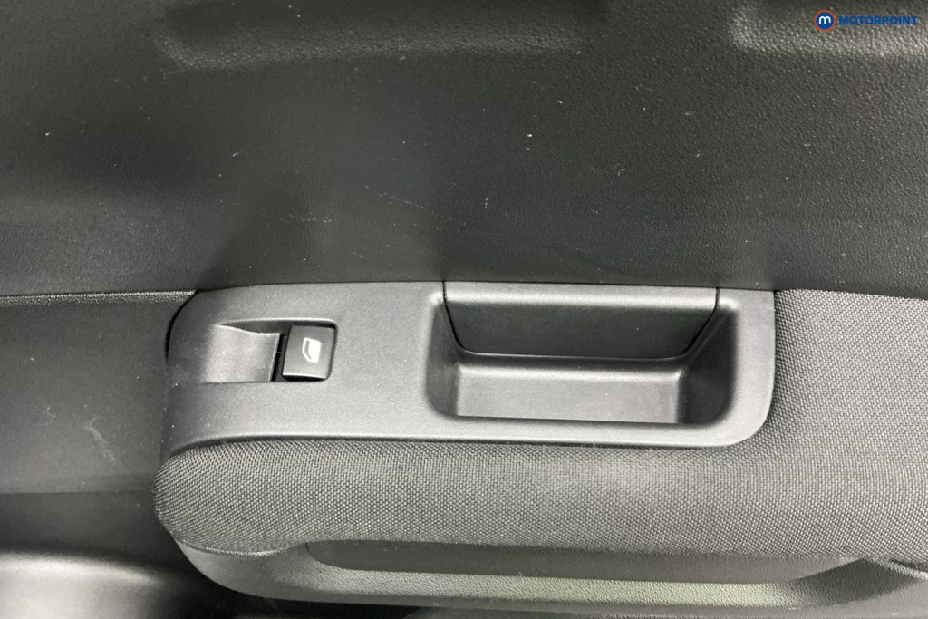 Citroen C3 Aircross Shine Plus Manual Petrol SUV - Stock Number (1606101) - 29th supplementary image