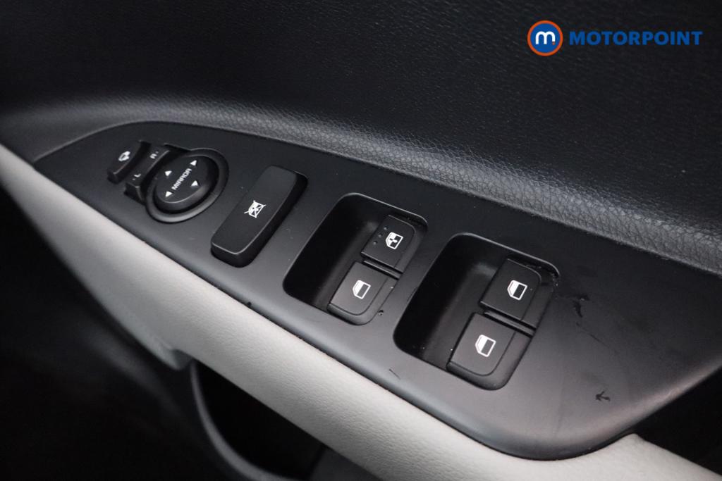 KIA Stonic 4 Manual Petrol SUV - Stock Number (1606126) - 15th supplementary image