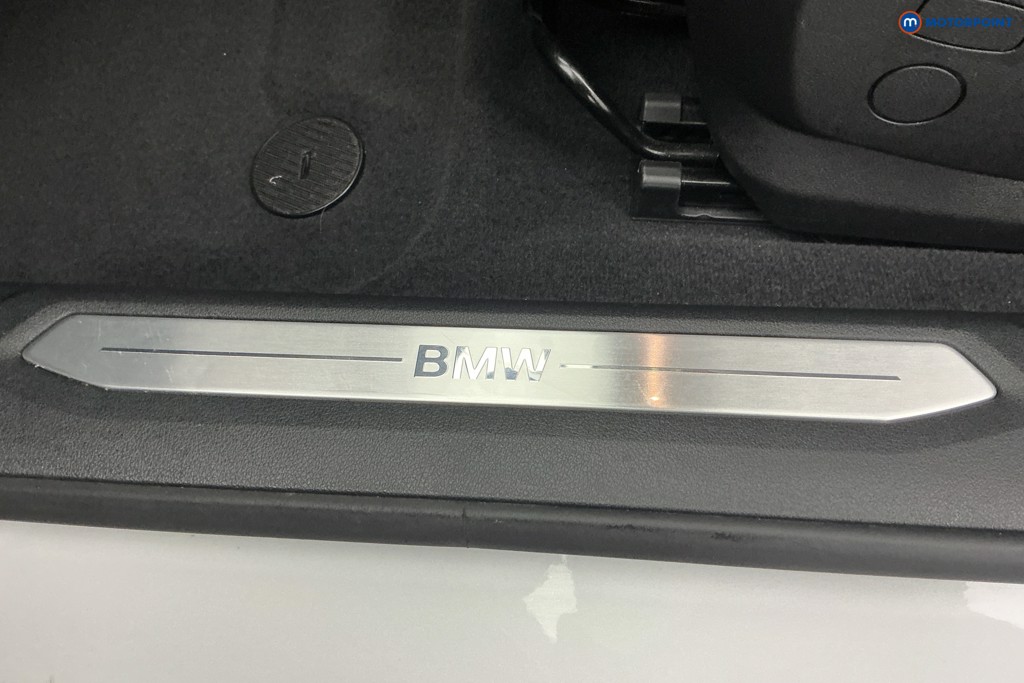 BMW 2 Series Sport Automatic Petrol Saloon - Stock Number (1606222) - 6th supplementary image