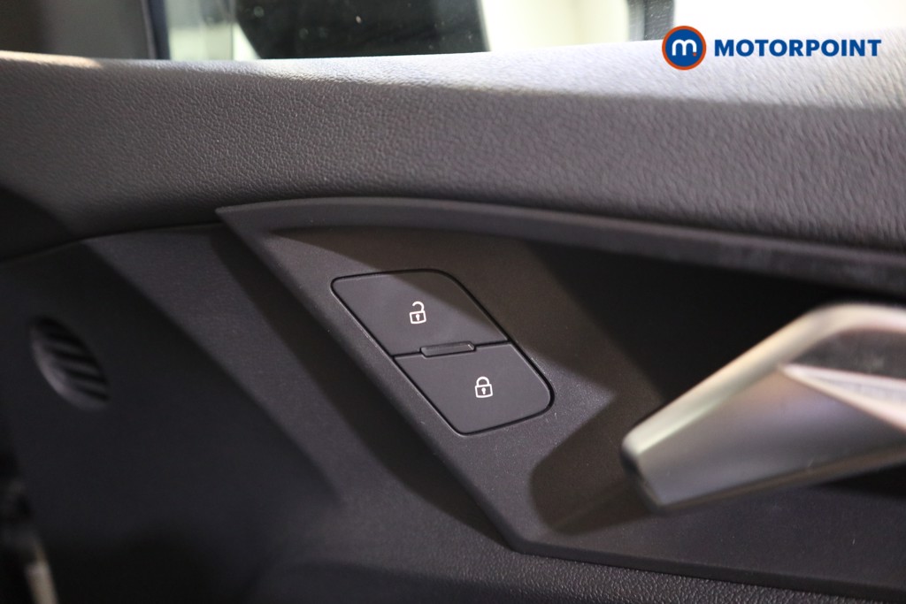 Audi A3 Edition 1 Manual Petrol Hatchback - Stock Number (1606434) - 13th supplementary image